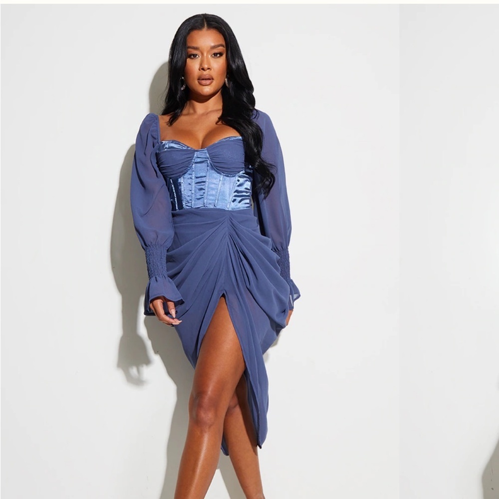 Pretty Little Thing women’s MINERAL BLUE SATIN INSERT DRAPED CHIFFON MIDI DRESS